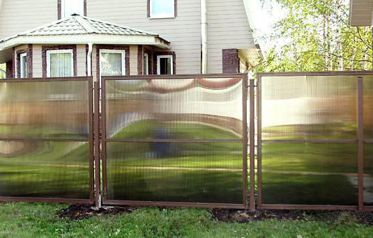 Забор из поликарбоната - пример 73